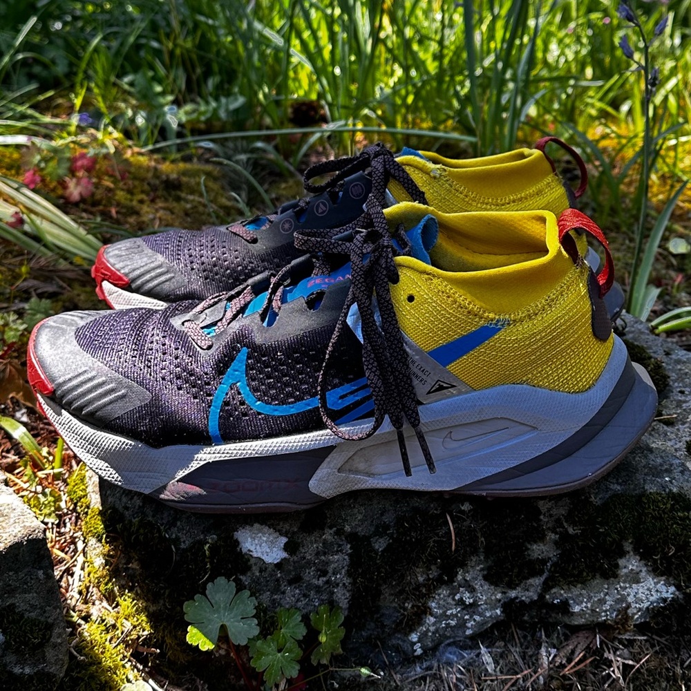 Women’s Nike zoomX Zegma trail running shoe sneaker. Size 8 - Picture 6 of 11